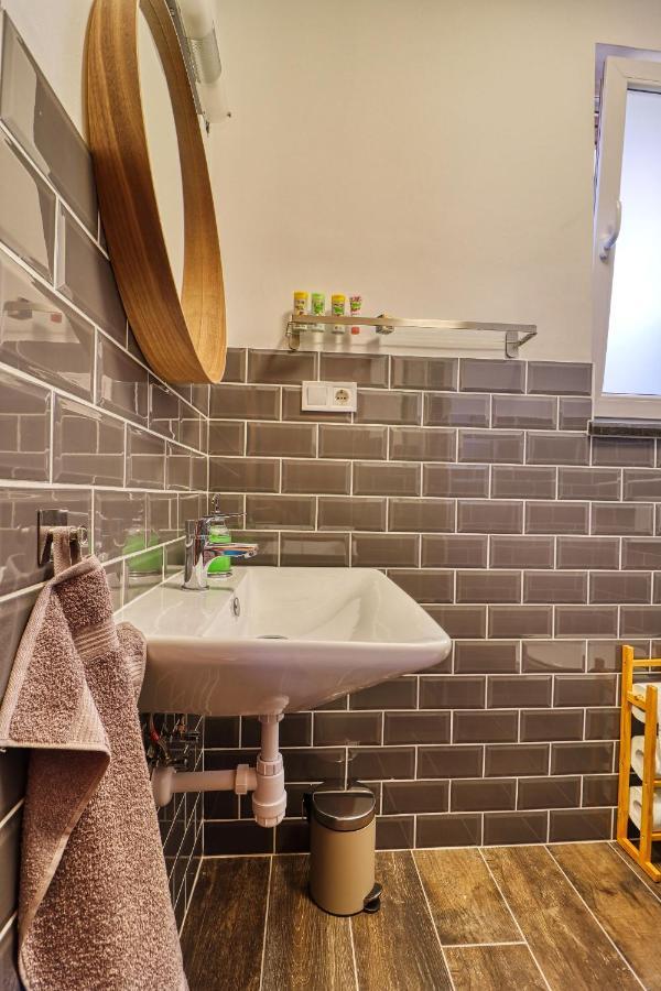 Barka Apartman Έγκερ Εξωτερικό φωτογραφία