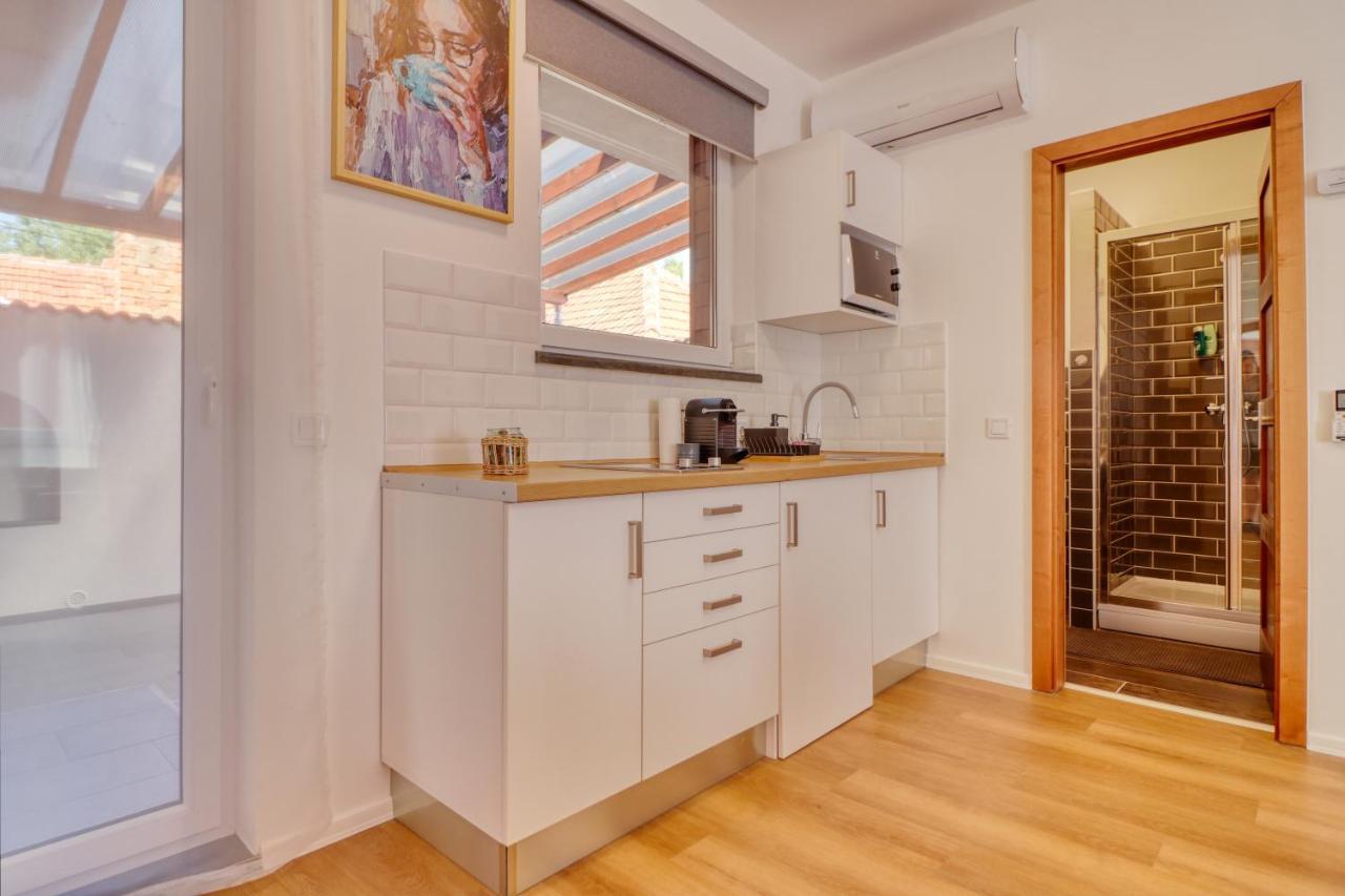 Barka Apartman Έγκερ Εξωτερικό φωτογραφία
